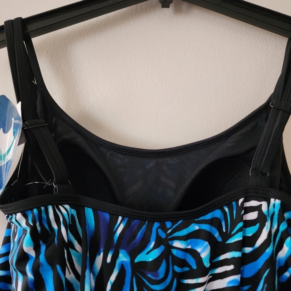 Great Lengths By Longitude Plus Bombay Blouson Swimdress Size 8 NWT Pockets - Picture 10 of 13